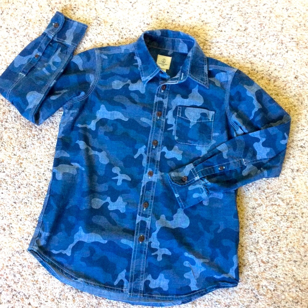 Lands’ End Youth Camo Shirt Size M (10-12)